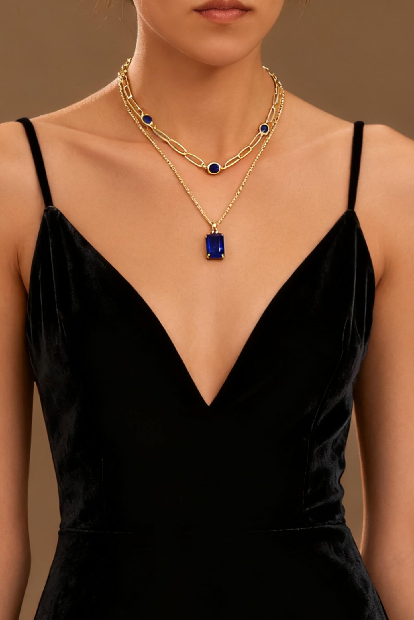 VANGETIMI Emerald Green and Gold Layered Pendant Necklaces for Women 14k Gold Plated Crystal Choker Necklace Paperclip Rhinestone Necklace Party Prom Jewelry