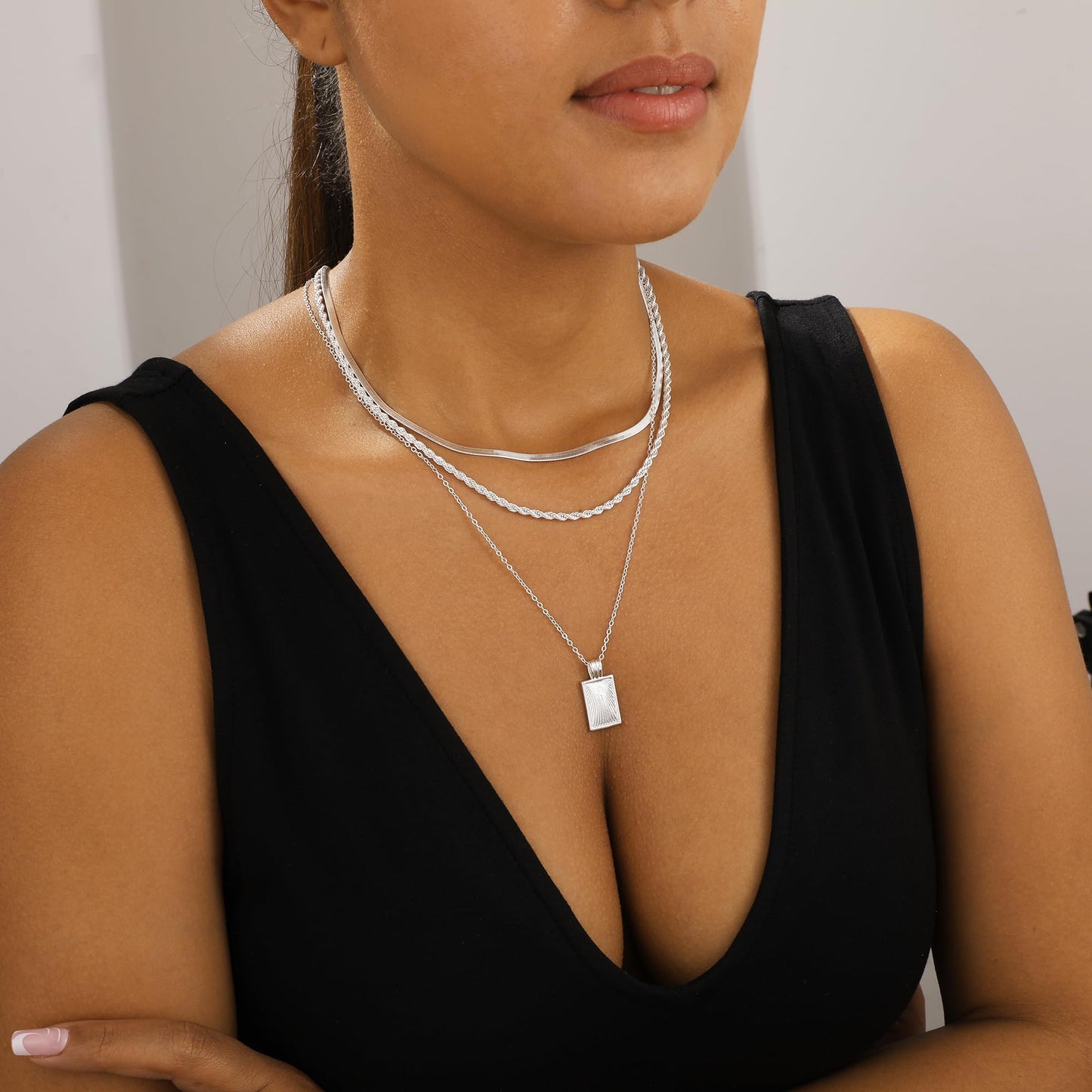 Layered Gold Necklaces for Women Stackable Dainty 14K Gold Plated Silver Chain Necklace Layering Cute Fashion Pendant Choker Necklaces Trendy Jewelry Set Gifts for Women (Rope twist snake chain O-ring chain texture, silver)