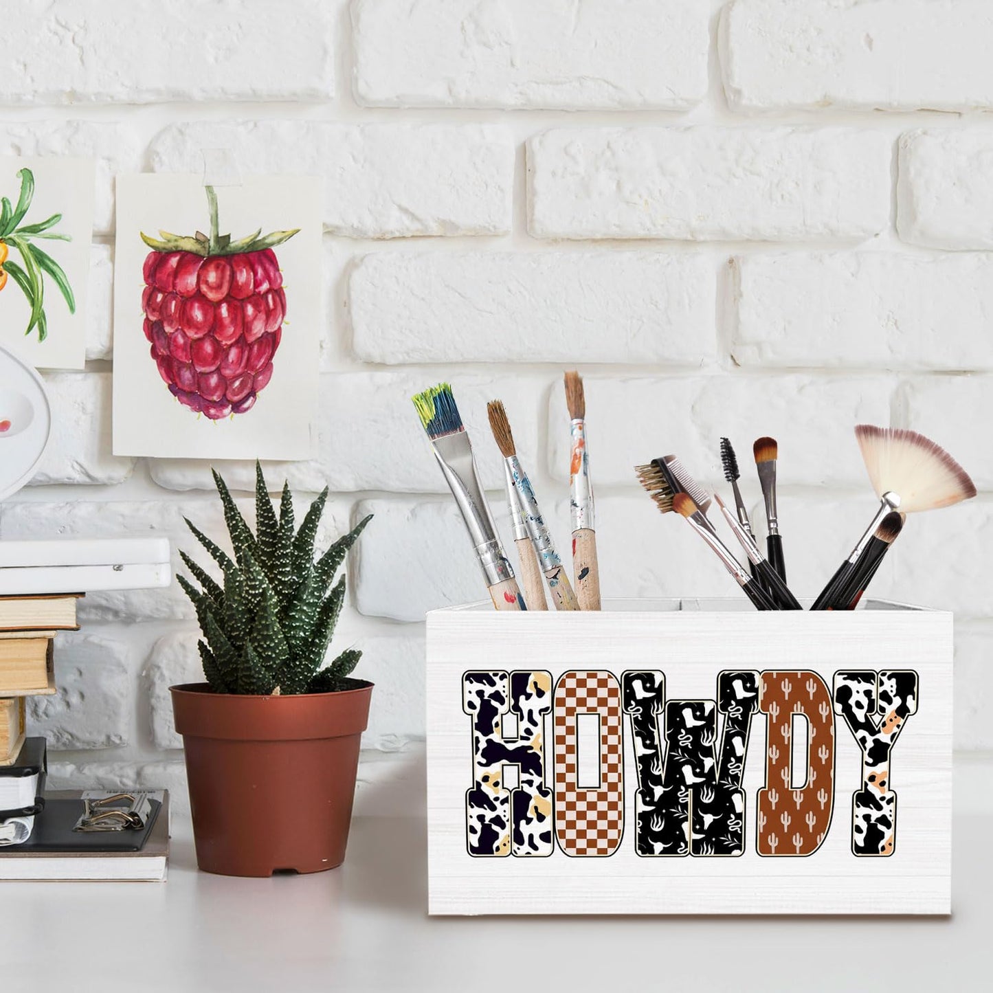 METNBASYY Rustic Western Pen Holder for Desk, Howdy Cowboy Pencil Organizer, Retro Cow Print Checkered Cactus Country Cowboy Western Wooden Box Sign Desk Decor for Home Office Decoration