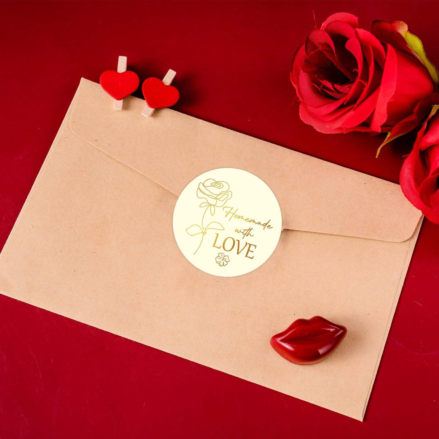 WorldBazaar Homemade with Love Stickers 500pcs Gold Foil Homemade Baked with Love Sticker for Baking Store Small Business Present Labels Wedding Birthday Christmas Party Supplies