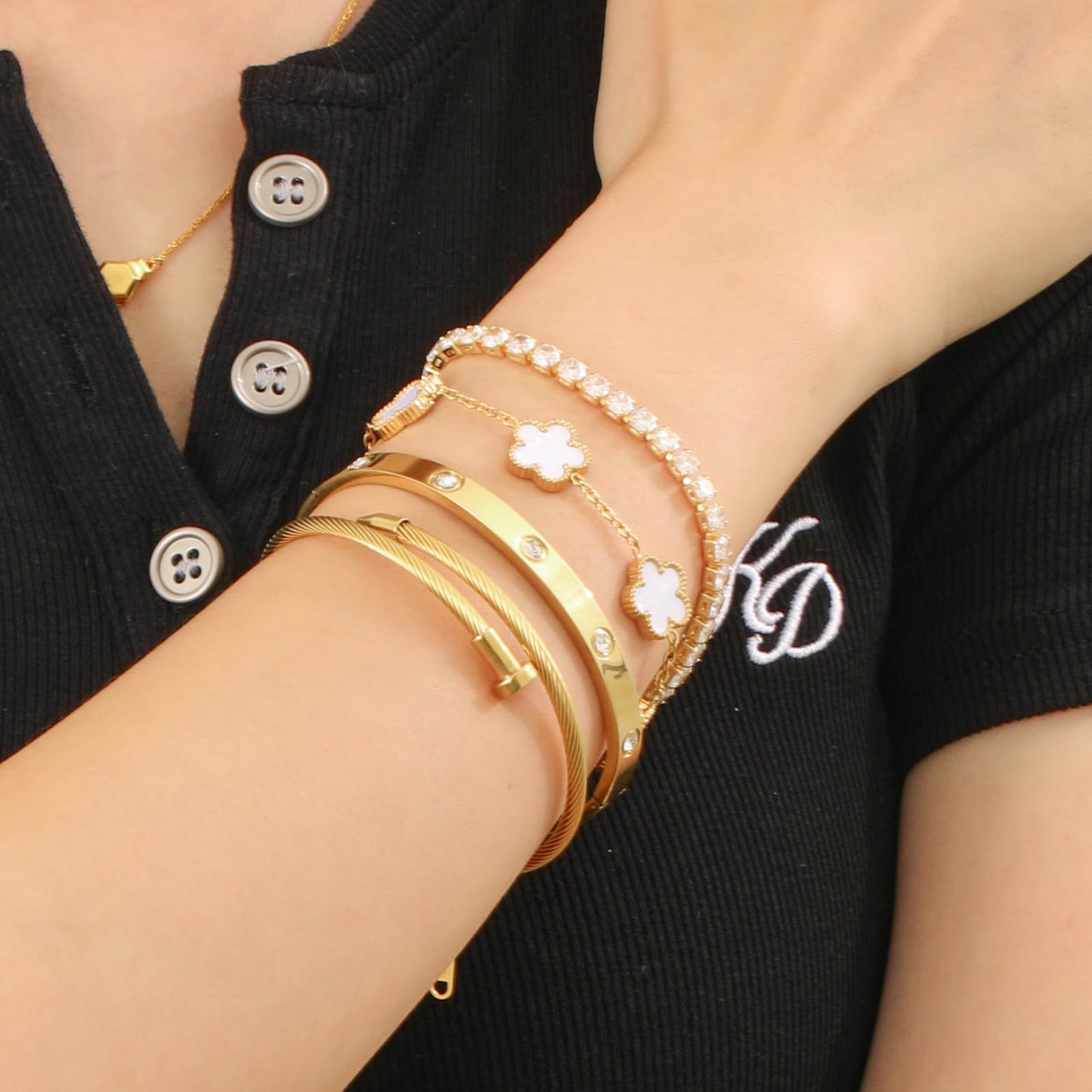 MEIERYA 18K Gold Plated Womens Stackable Floral Bracelets Set,Twisted Cable Bangle,Trendy Jewelry,Waterproof adjustable bracelet,Christmas Birthday Gifts for Girlfriend or Mother. (04-Color-white)