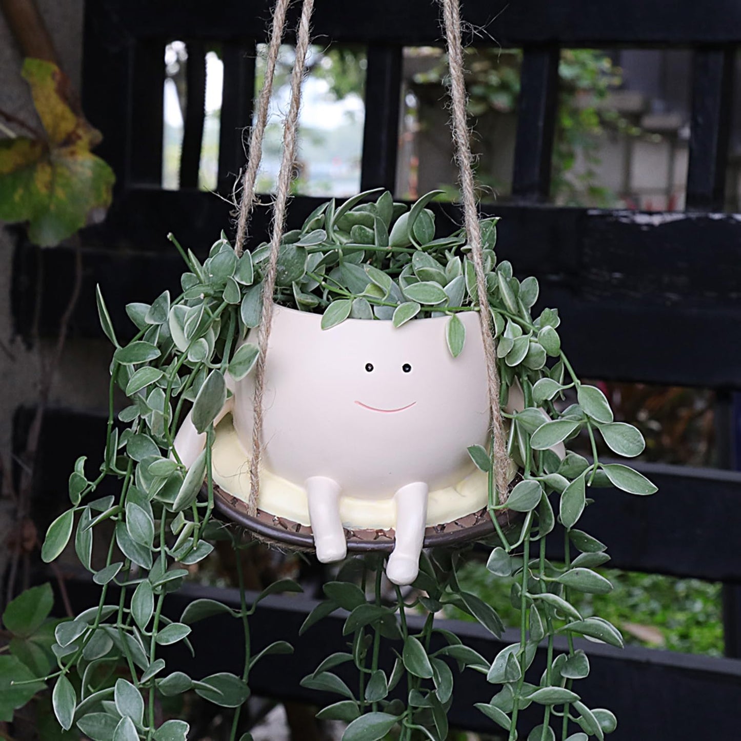 UMESONG Hanging Swing Chair Planter Pot Smiley Face Planter for Indoor Outdoor Plant Cute Head Resin Flower Pots for String of Pearls Plant Live Unique Gift IdeaI for Mother Day, Christmas (Large)