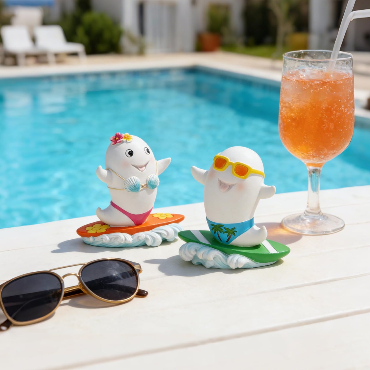 DiliComing Summer Decorations Ghost Halloween Decor - Resin Set of 2 Cute Ghost Figurine for Pool Beach Shelf Desktop Tropical Party Halloween Summerween Gifts Outdoor Decor 4 x 2 x 4 Inch
