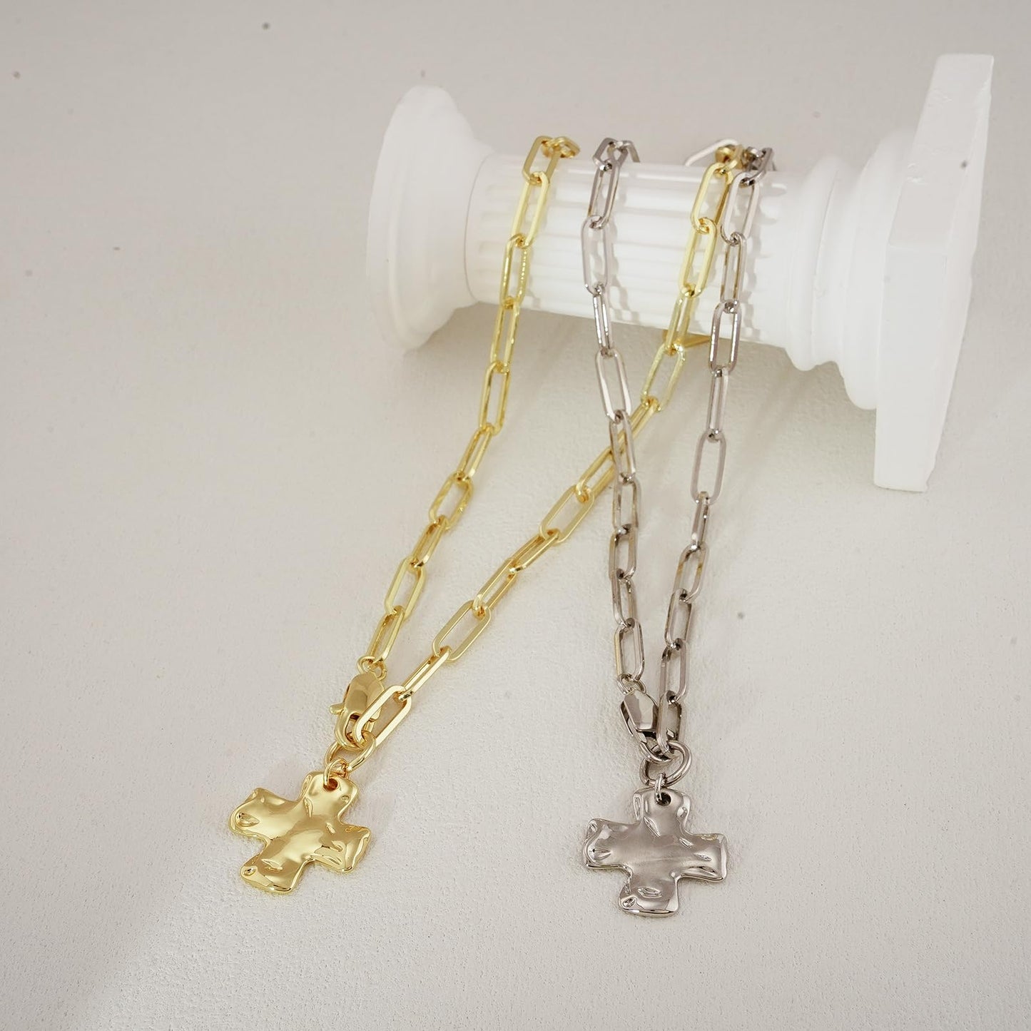 Bheop Chunky Cross Necklace for Women Trendy 14K Real Gold Plated Statement Cross Pendant Charm Necklace Long Big Paperclip Faith Chain Costume Jewelry Gift Non Tarnish 2.5CM