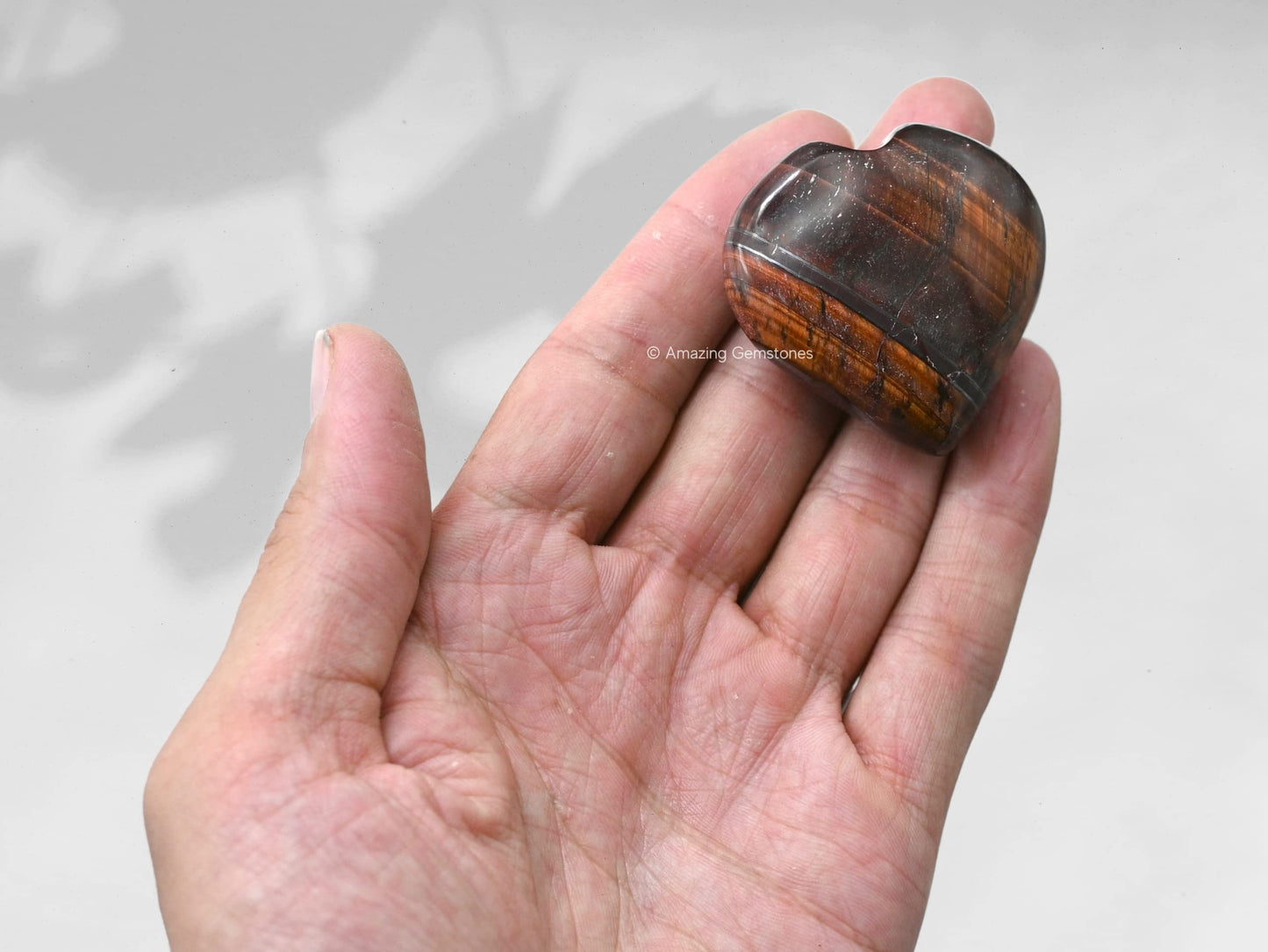 Amazing Gemstone Red Tiger Eye Crystal Heart Palm Stone - Pocket Massage Worry Stone for Natural Body Chakra Balancing, Reiki Healing and Crystal Grid