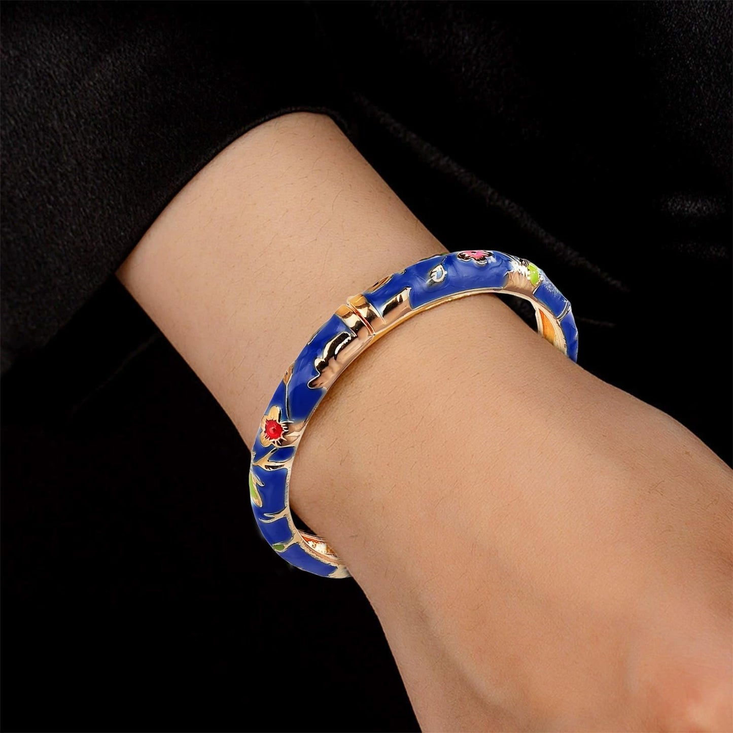 KummerSaprk Vintage Flower Bangle for Women Chinoiserie Cloisonne Bracelet for Women Trendy Women's Bangle Bracelets Cloisonne Jewelry Gifts