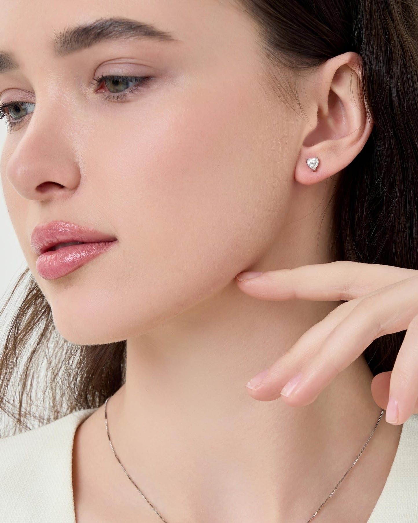 N9NEMUSES Moissanite Stud Earrings, 1 Carat Heart Cut D Color VVS1 Clarity Lab Created Moissanite Earrings Studs 18K White Gold Plated 925 Sterling Silver Jewelry Gifts for Women Men