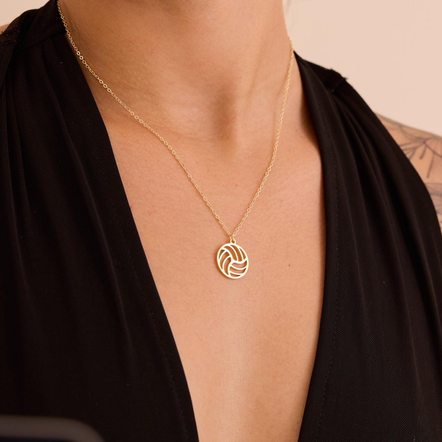 GUOKE Gold Volleyball Necklace for Women – 14K Gold Plated Sports Pendant, Dainty Volleyball Charm Necklace, Athletic Minimalist Jewelry for Her