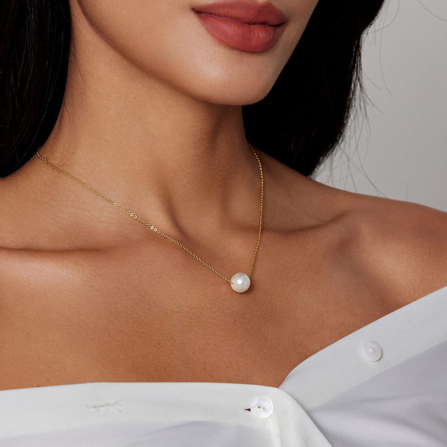 Zeffy Pearl Necklaces for Women, 18K Gold Plated Single Pearl Choker Necklace Pendant Simple Handmade Pearl Chain for Girls Women Everyday Jewelry Gifts