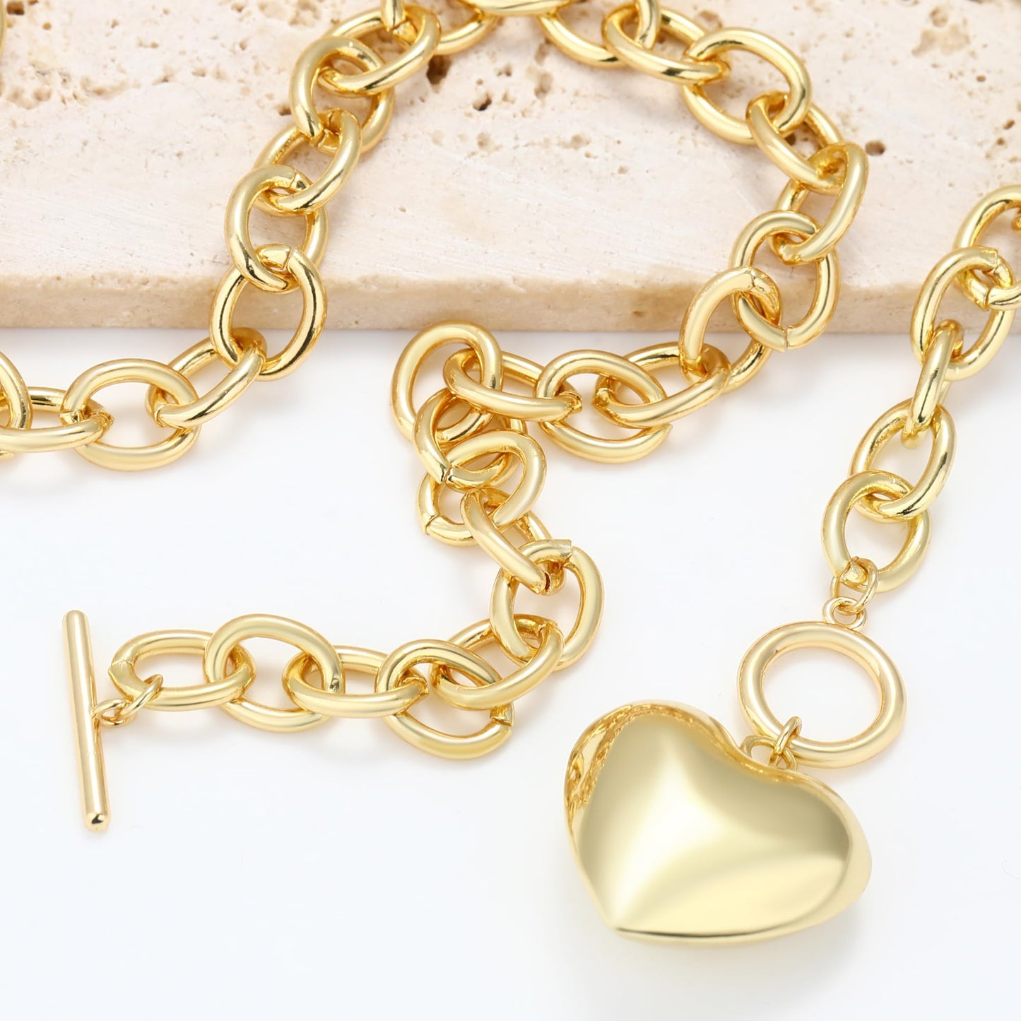 BONJOULRY Chunky Gold Bubble Heart Charm Toggle Necklace for Women, Gold Statement Thick Link Chain Puffy Heart Pendant Choker Necklaces for Women Trendy Jewelry Holiday Gift