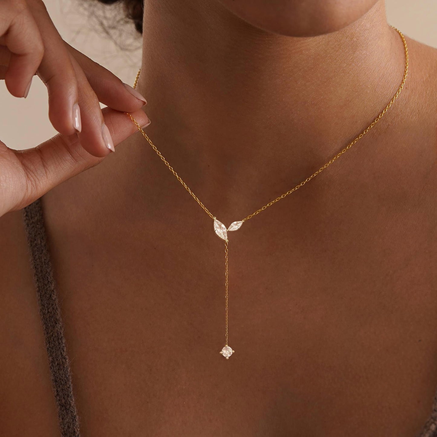 FUCJOEE Long Gold Necklaces for Women - Dainty Lariat Necklace 14K Gold Plated CZ Y Tear Drop Necklaces for Women Trendy Simple Summer Long Gold Necklace Beach Gold Jewelry Gifts