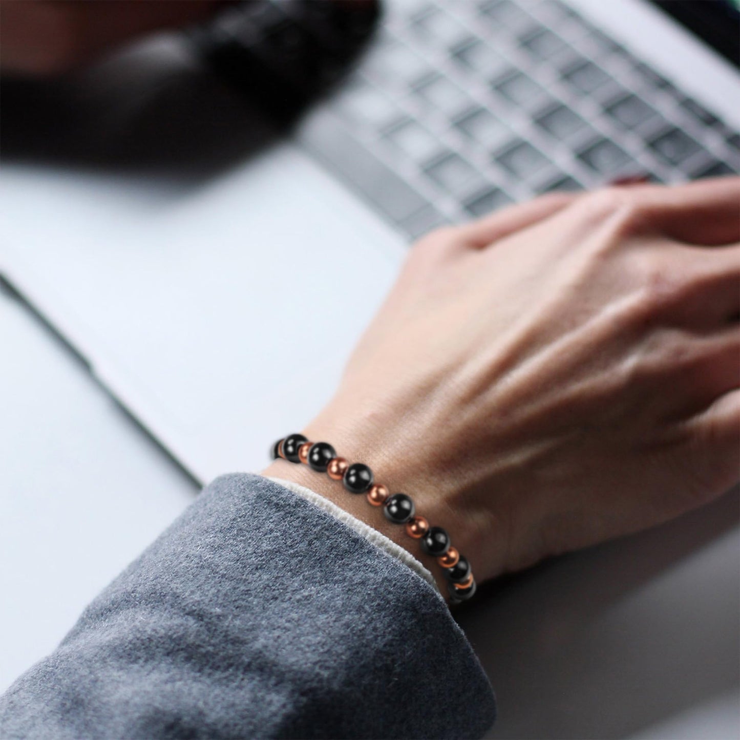 PEALICIOUS Copper Bracelet for Women and Men, 8MM Copper Magnetic Bracelet with 3800 Gauss Magnets Beads as Mother Day Gift for Mom, Cooper Hematite Jewelry Pulsera De Cobre para Mujer for Parents