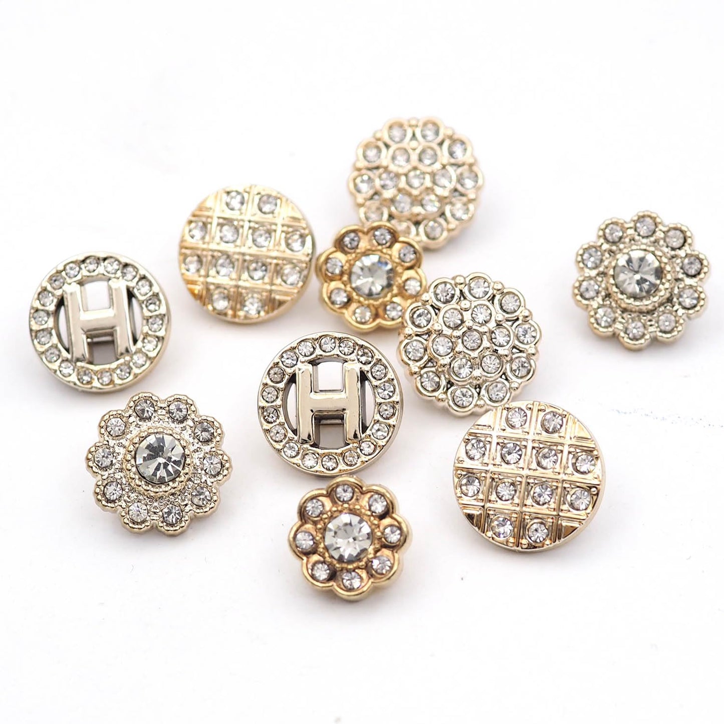 Xiufortion 80PCS Plastic Embellishment Buttons with Rhinestones Set for Coat，Suits，Knitting Sweaters, Sewing Crafting, Replacement, Handmade Crafts stored in a Plastic Box（5 Styles Mixed）