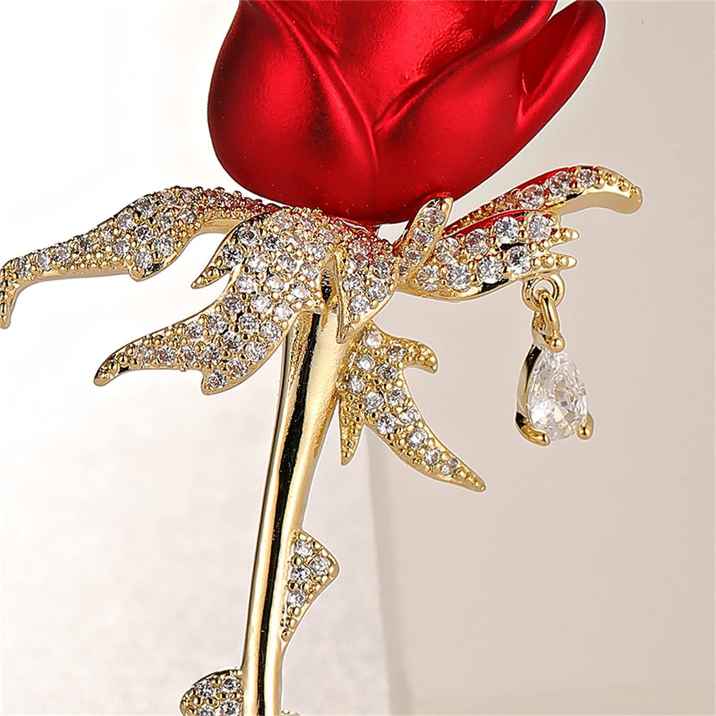 AILONMEI Elegant Pearl Flower Designer Brooch Pins Broches Costume Jewelry For Women Fashion Christmas Gift (Red Rose)