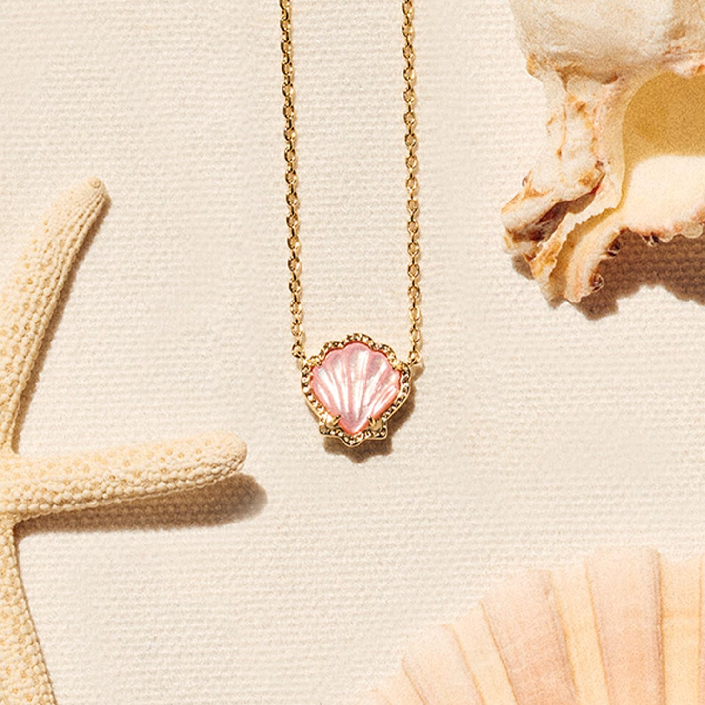 Kendra Scott Brynne Shell Short Pendant Necklace, 14k Gold-Plated Brass, Blush Mother Of Pearl, Fashion Jewelry for Women