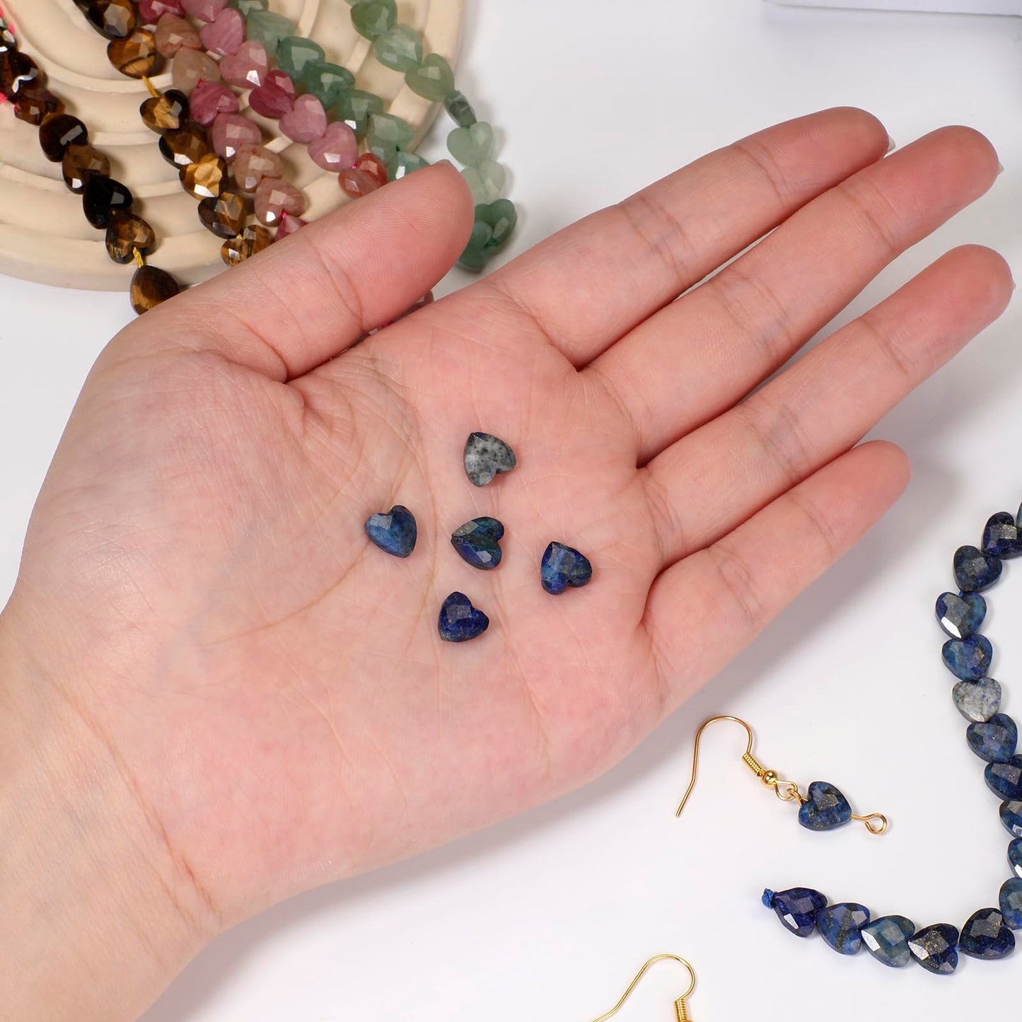 Nitopupu 22pcs Faceted Heart Stone Beads Natural Amethyst Bead 8mm Crystals and Healing Stones for Jewelry Making Supplies,Friendship Bracelet Kit,Love Gifts