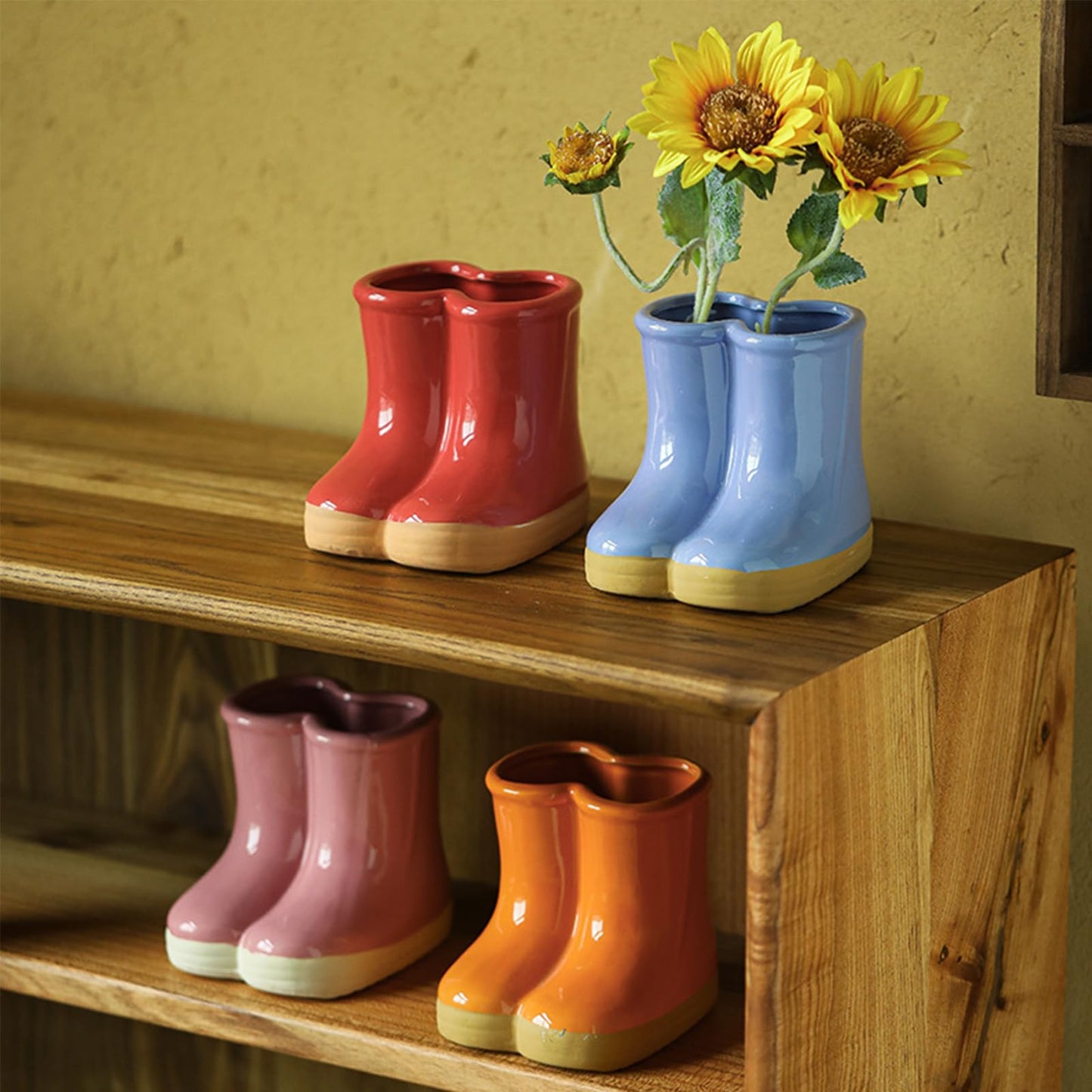SUZEPER Ceramic Boots Vase, Creative Boots Succulent Planter,Funny Plant Pot for Indoor Outdoor Garden Home Decor(10x13x12cm(4x5x5inch), Pink)