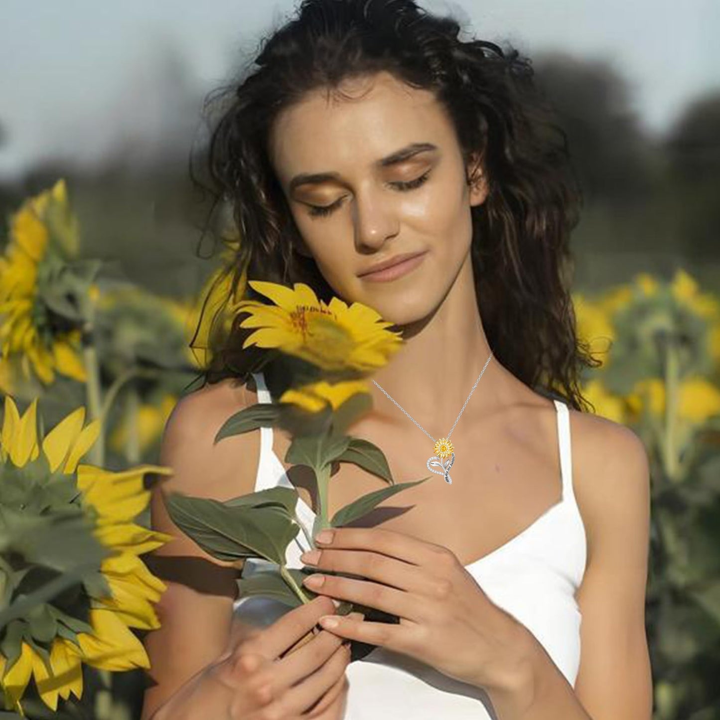 Jnrbecm Anniversary for Gifts Sunflower Necklaces for Women Wife Gifts for Her Sunflower Gifts You Are My Sunshine Necklace for Women Her Christmas Mom Mothers Day Birthday