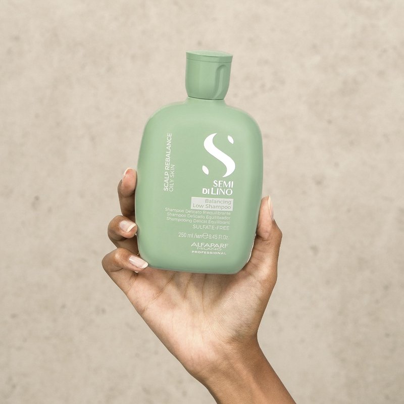 Alfaparf Milano Semi Di Lino Scalp Relief Low Shampoo for Sensitive Skin - Sulfate Free Shampoo - Soothes, Brings Comfort and Hydrates - Itch Relief - Professional Salon Quality