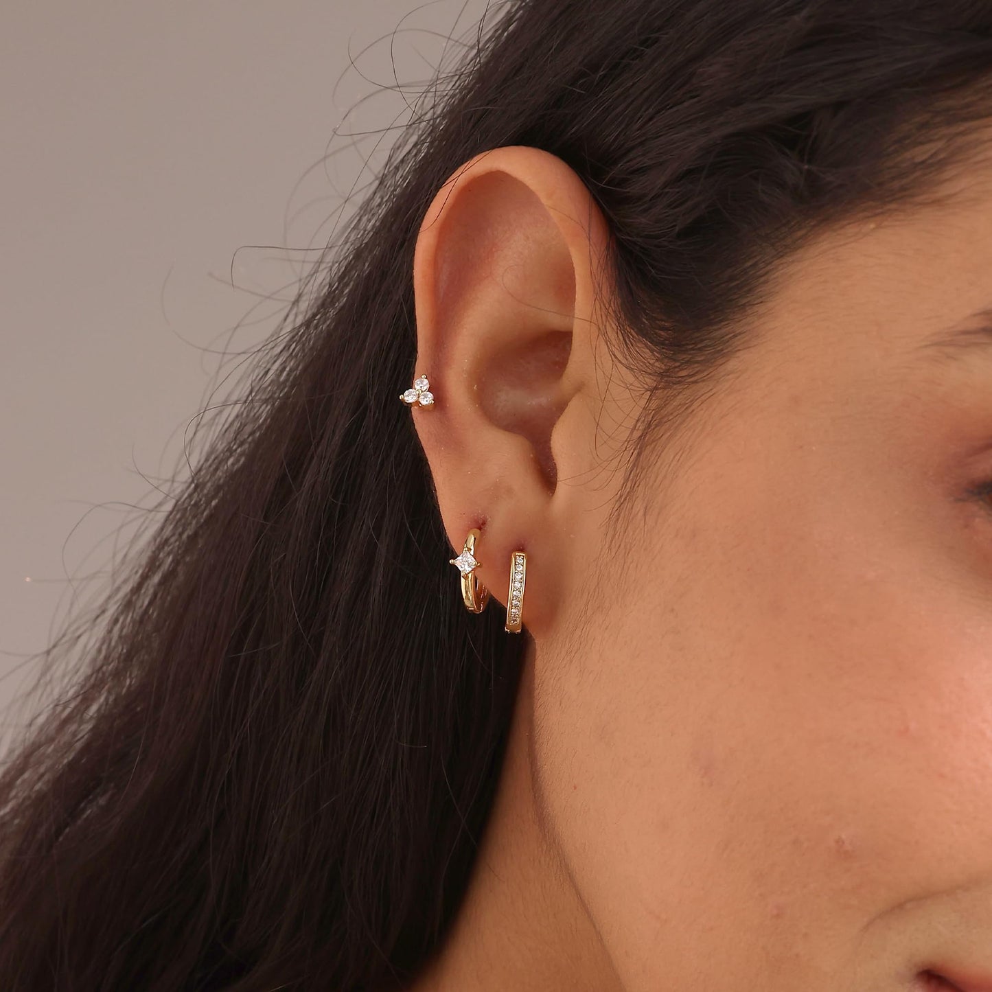 SELFROSE Gold Earrings For Women, Dainty Huggie Earrings Stack 14K Gold Plated Pearl Dangle Earrings for Women Trendy Cute Hypoallergenic Unique Gold Earring Stack Fashion Gold Jewelry Gifts