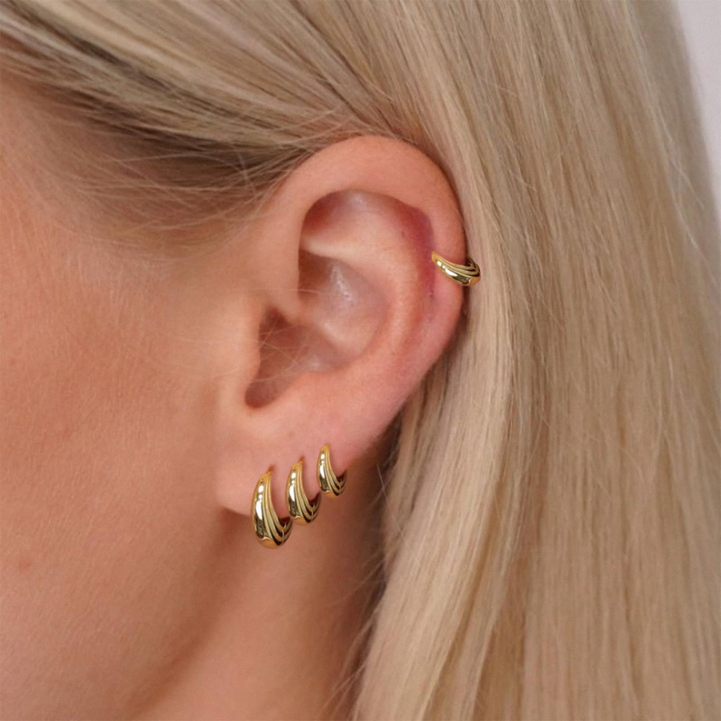 Gold Hoop Earrings Set for Women Gold Huggie Cartilage Clip On Earrings Set for Multiple Piercing Lightweight Jewelry Gifts