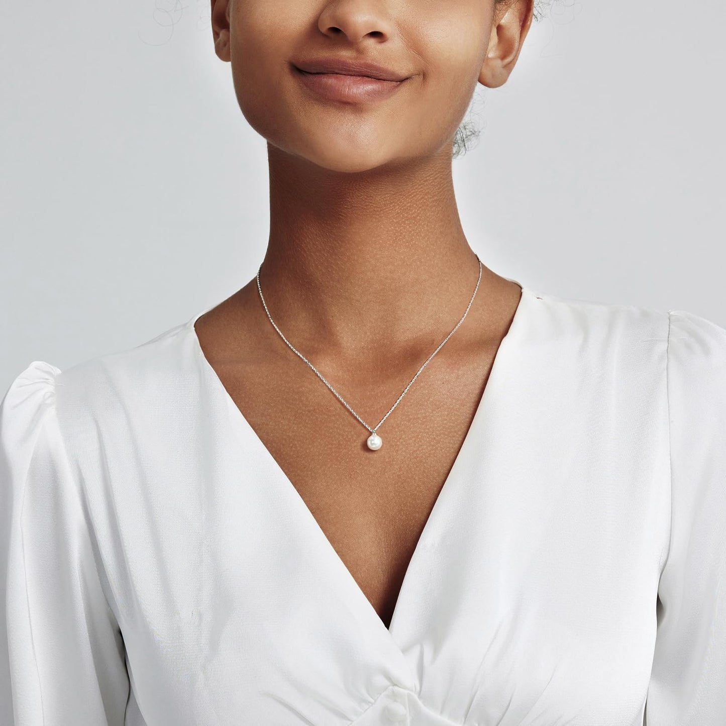 Zeffy Dainty Silver Single Pearl Necklace Simple Pearls Pendant Choker for Women Trendy Silver Necklace Jewelry Gifts
