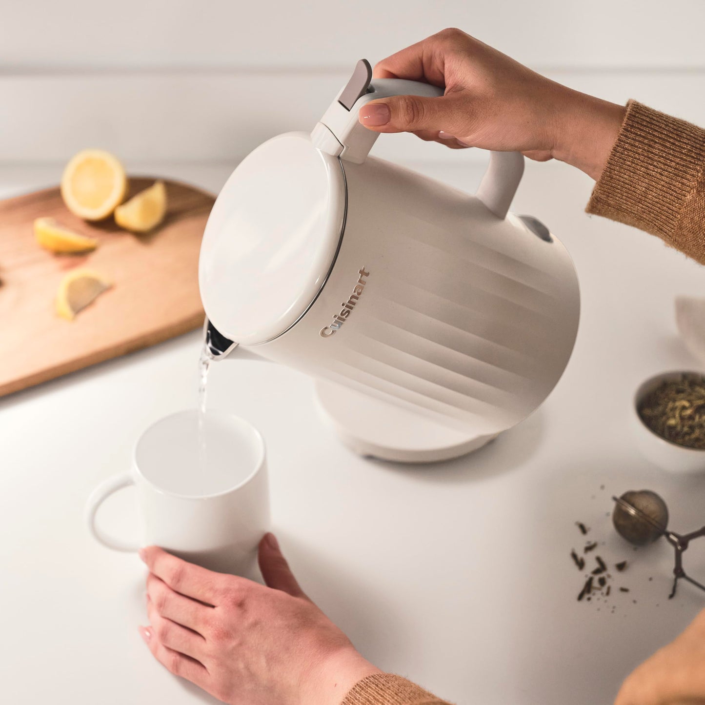 Cuisinart Soho 1-Liter Double Wall Electric Hot Water Kettle, Tea Kettle with Stainless Steel Interior, One Touch Operation to Boil Water for Tea, Hot Cocoa, or Instant Oatmeal, CK-10TR, Truffle