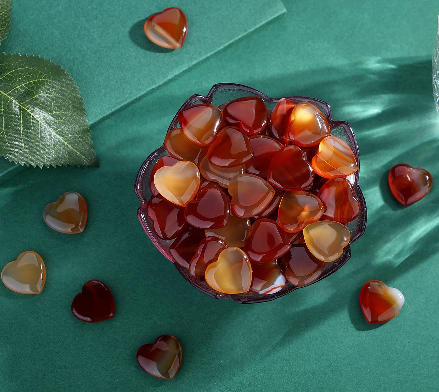 20 PCS Natural Heart Healing Crystals Red Carnelian Agate Polished Crystal Mini Pocket Stones Cute Palm Love Gemstones Set Bulk Wholesale Reiki Energy Balancing Meditation Valentine's Day Gift
