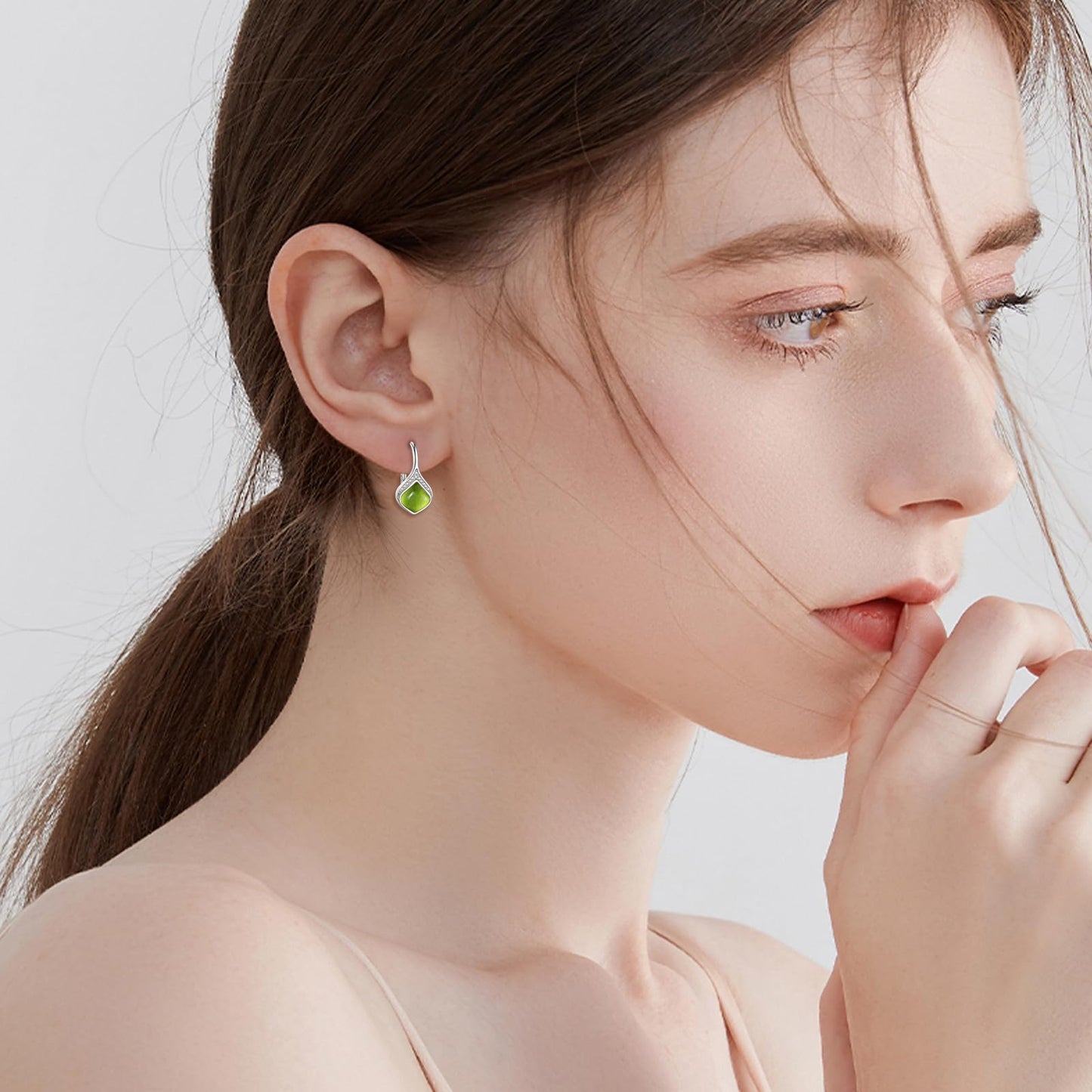 Peridot Drop Earrings Sterling Silver Green Leverback Earrings Natural Stone Peridot Dangle Earrings Jewelry Christmas Gifts for Women