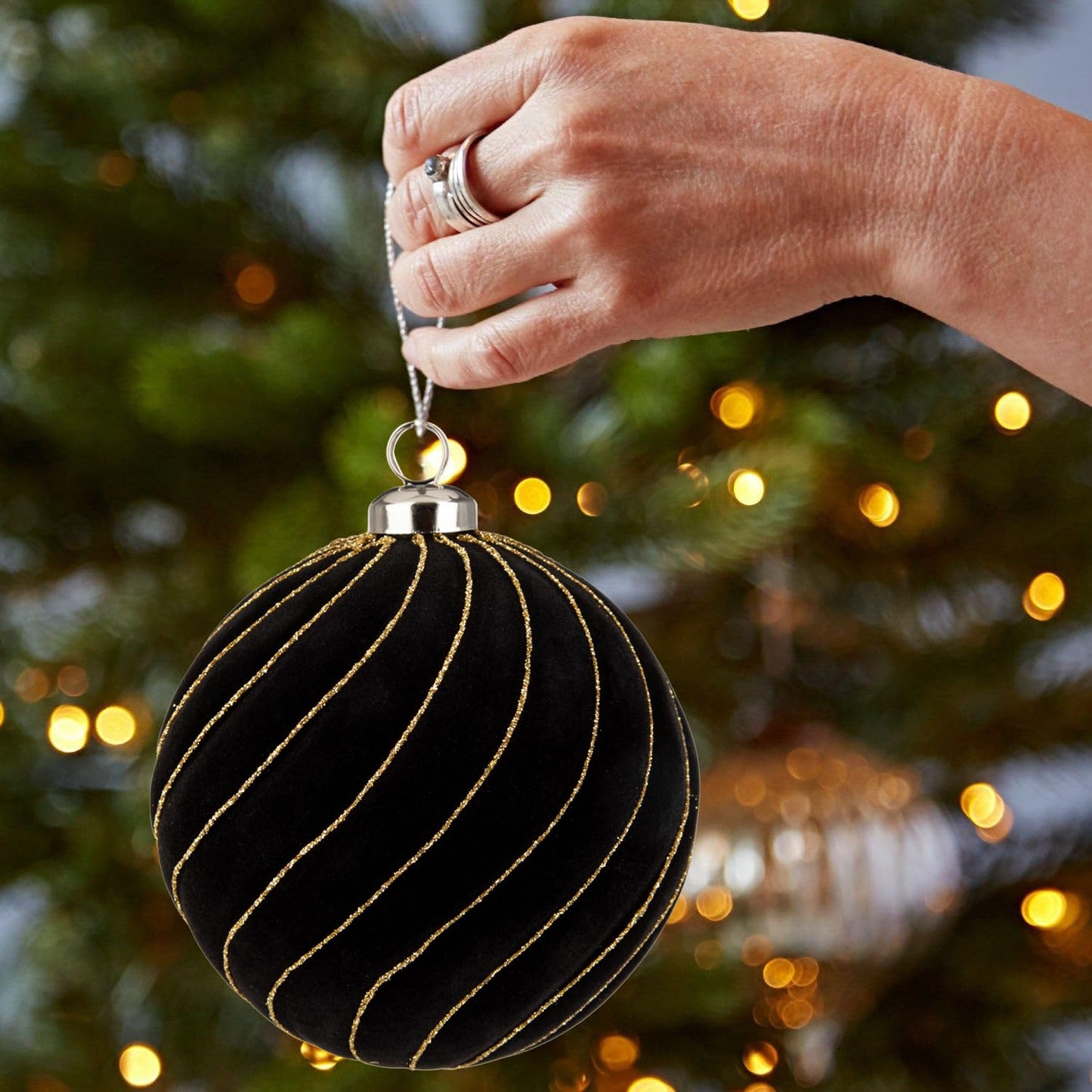 Velvet Christmas Ornaments Large Christmas Balls Ornament 4.7" Black Velvet Ornaments for Christmas Tree Balls Xmas Wedding Holiday Halloween Party Big Flocked Decorative Hanging Ornament 4 Pcs
