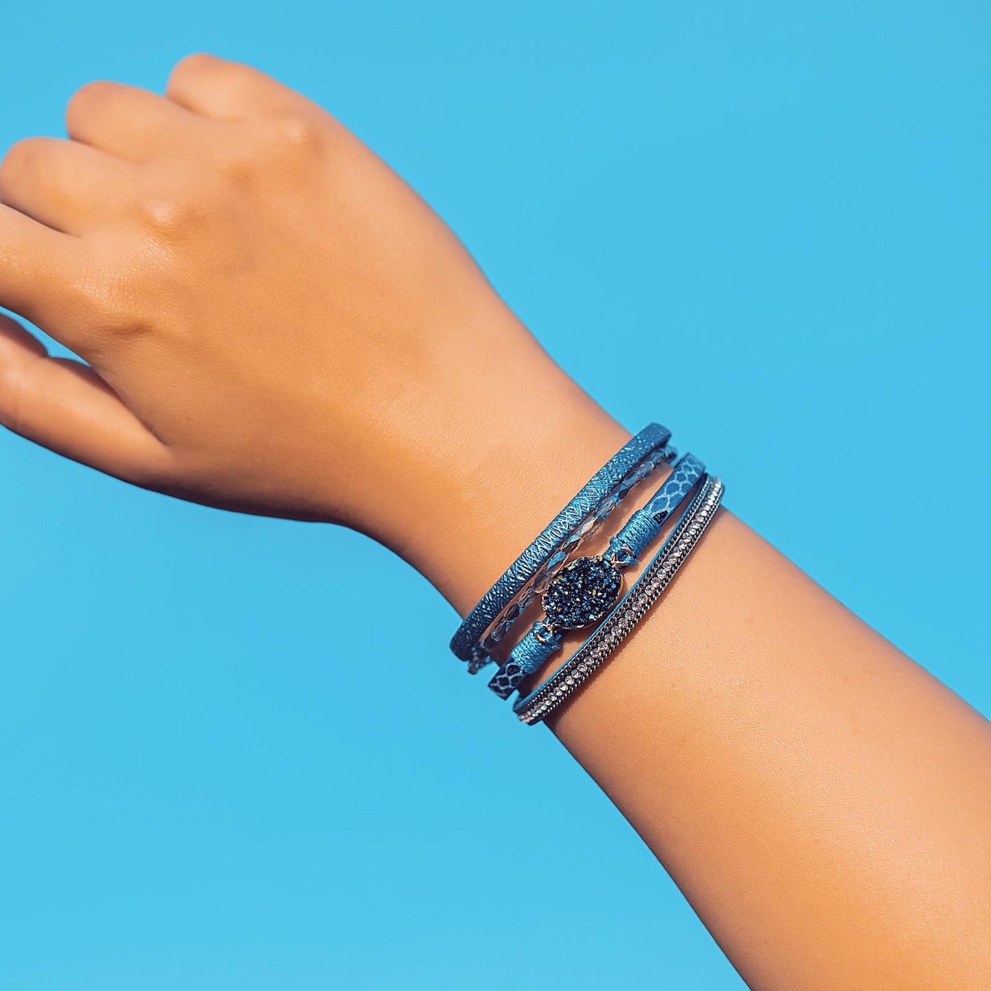 FANCY SHINY Boho Leather Wrap Bracelet Stackable Chunky Crystal Cuff Bracelets with Magnetic Clasp Cowboy Cowgirl Western Summer Beach Outfits Jewelry Gifts for Women (7.7", Royal Blue)