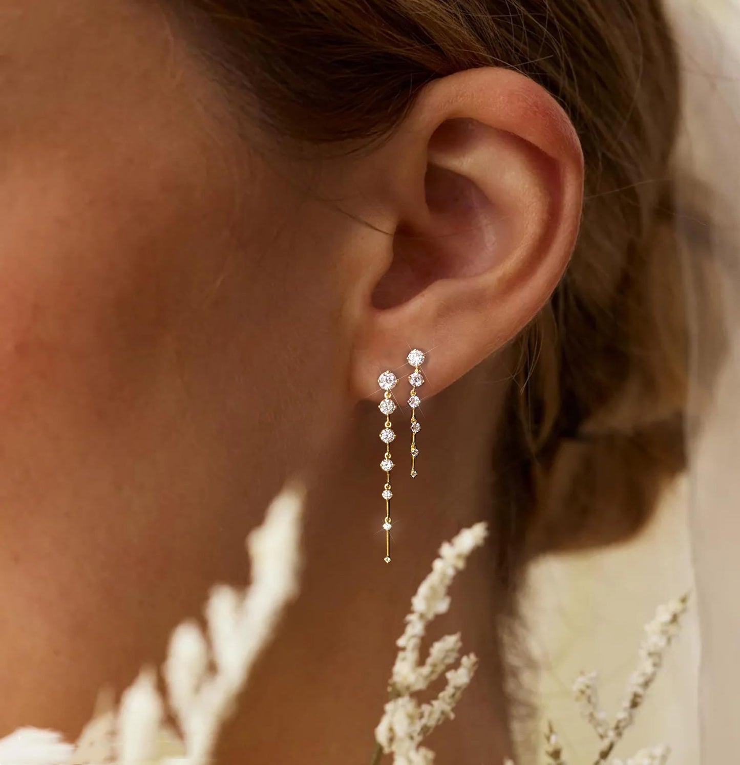 Lunvky 14K Gold Plated Dangle Earrings for Women Dainty Silver Drop Earring Trendy Long Dangling Wedding Bridesmaid Hoop Diamond Crystal Cute Earring Prom Jewelry Graduation Gifts