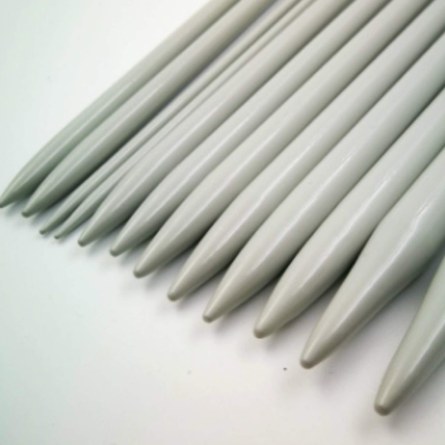 KnitPal 16-Inch (40cm) Aluminum Knitting Needles Set for Blankets - Straight Knitting Needles Set Single Pointed - 3 Pairs, US Sizes: 13/9mm, 15/10mm, 17/12mm - Metal Knitting Needles with eBook