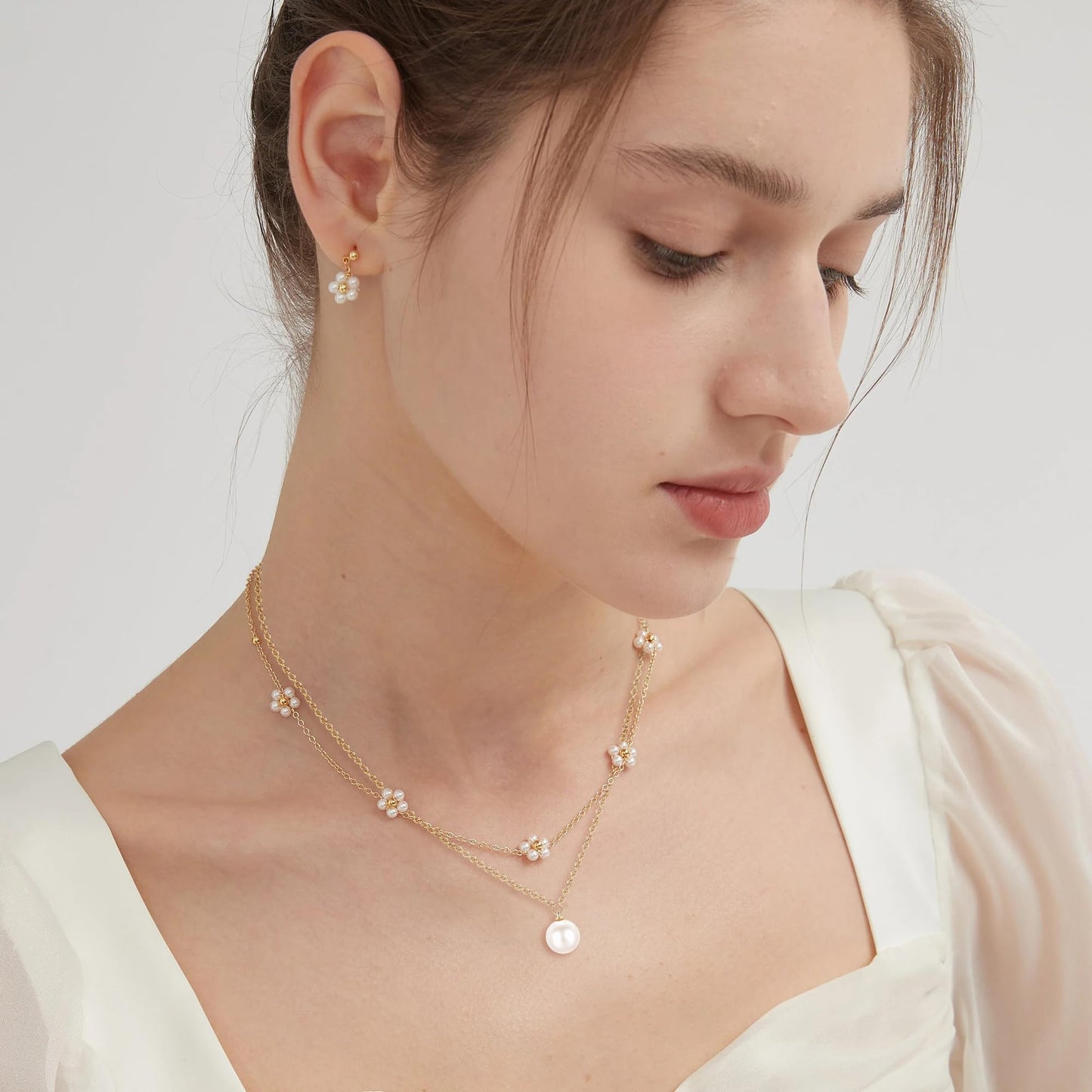 Trinckle Daisy Pearl Necklace, Dainty Daisy Necklace for Women Pressed Flower Jewelry as Prom Gifts, 18K Gold Choker for Women Beach Jewelry Summer Accessories