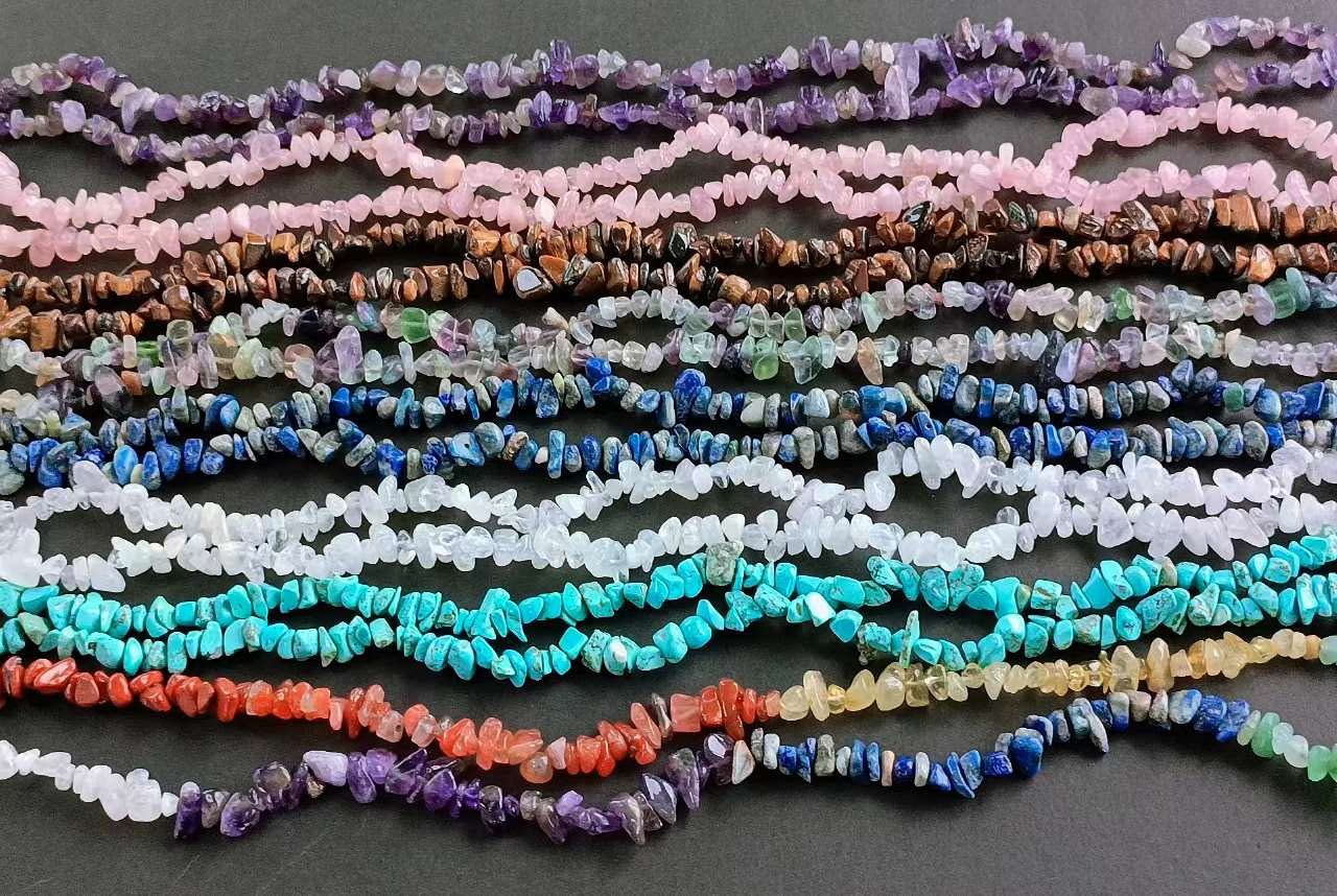 LAIDANLA Rose Quartz 400pcs Natural Chip Stone Beads 5-8mm Healing Crystal Irregular Gemstones Drilled DIY Loose Rocks Bead Crystal for Bracelet Earrings Necklace Jewelry Making Crafting