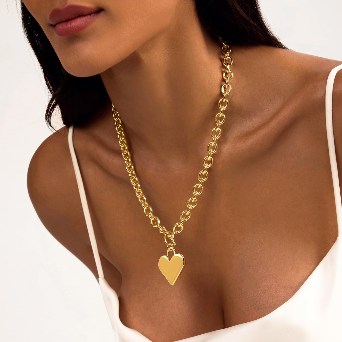 Zeffy Chunky Heart Necklace for Women Statement Heart Pendant Necklace 14K Gold Chunky Thick Chain Link Vintage Toggle Clasp Jewelry Gifts