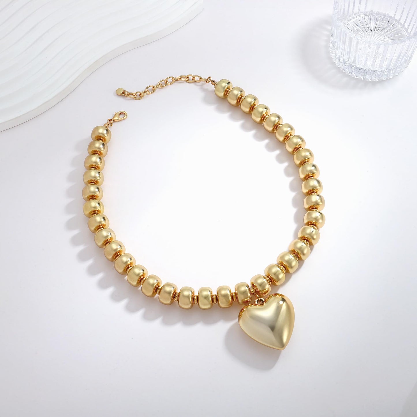 ENSKEFEN Gold Heart Pendant Beaded Necklace for Women Chunky Acrylic Gold Plated Bead Choker Necklace Adjustable Large Statement Necklace Fashion Boho Jewelry