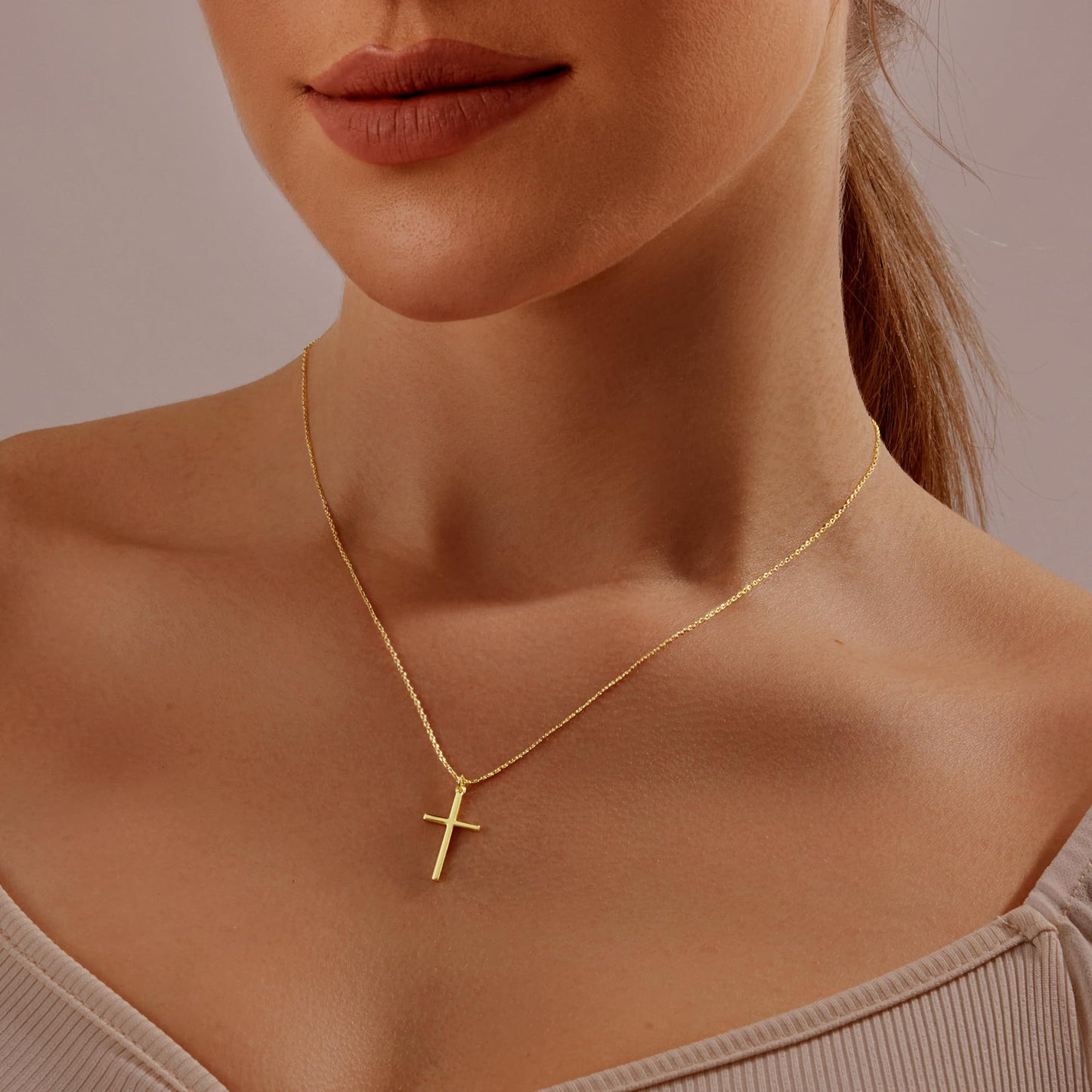 HAXIYA Gold Cross Necklaces for Women Dainty Cross Pendant for Women Non Tarnish de oro 14k puro para Tiny Cross Choker Chain Small Simple Gold Necklace Jewelry Gift for Womens