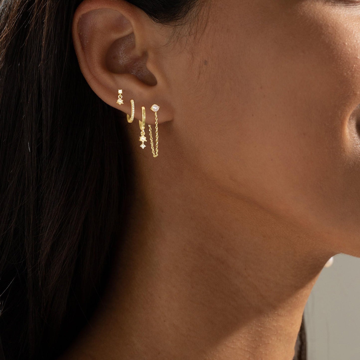 SELFROSE Gold Earrings Set For Women,Dainty Chain Earring Stack 14K Gold Plated Huggie Earrings for Women Trendy Hypoallergenic Drop Dangle Earrings Cute Fashion Small Hoops Fashion Jewelry