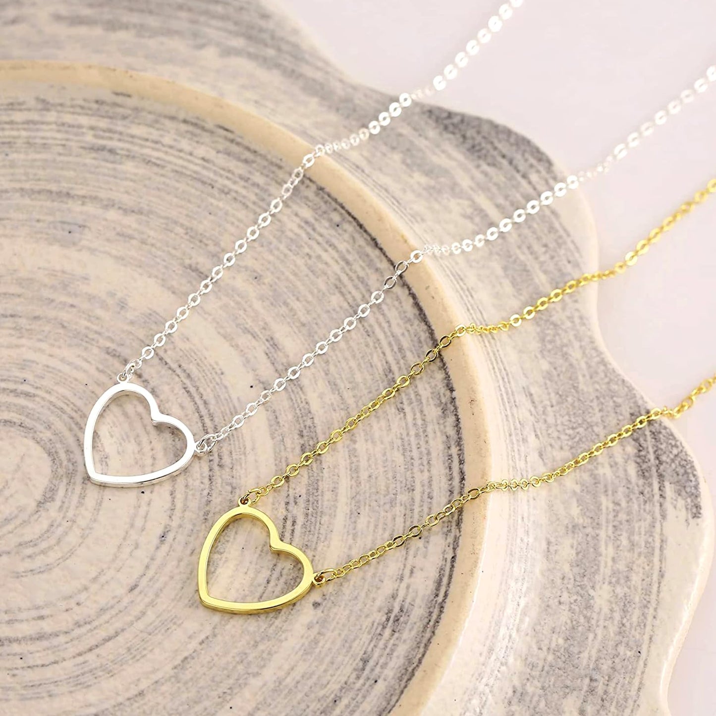 Zeffy Silver Heart Necklace for Women Cute Necklaces Trendy Open Heart Choker Necklaces Dainty Simple Silver Jewelry for Women Gifts