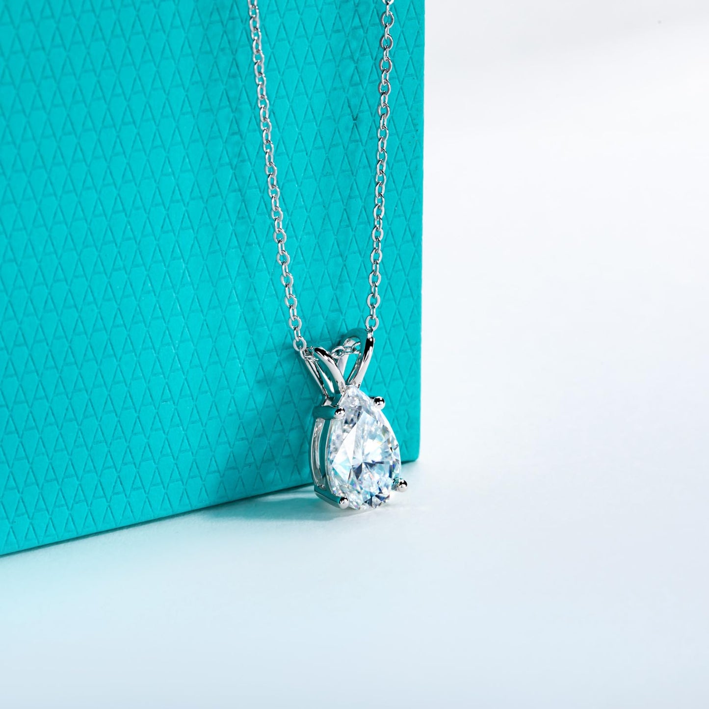 AnuClub Pear Cut Moissanite Pendant Necklace 2CT D Color VVS1 925 Sterling Silver Everyday Wear Necklace for Women Wife Her with Certificate, 40+2+3cm Adjustable Chain