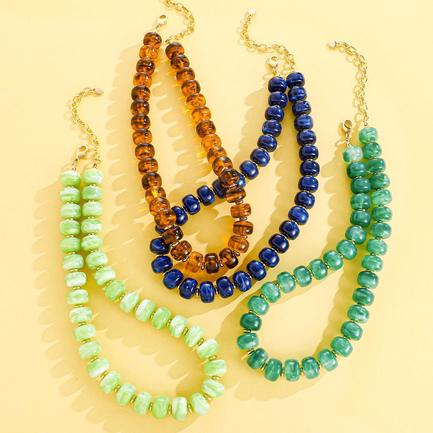 HolidayQbee Beaded Necklace for Women Boho Bead Chunky Necklace Big Bead Necklace Fashion Trendy Summer Blue Resin Beaded Necklaces Jewelry Gifts