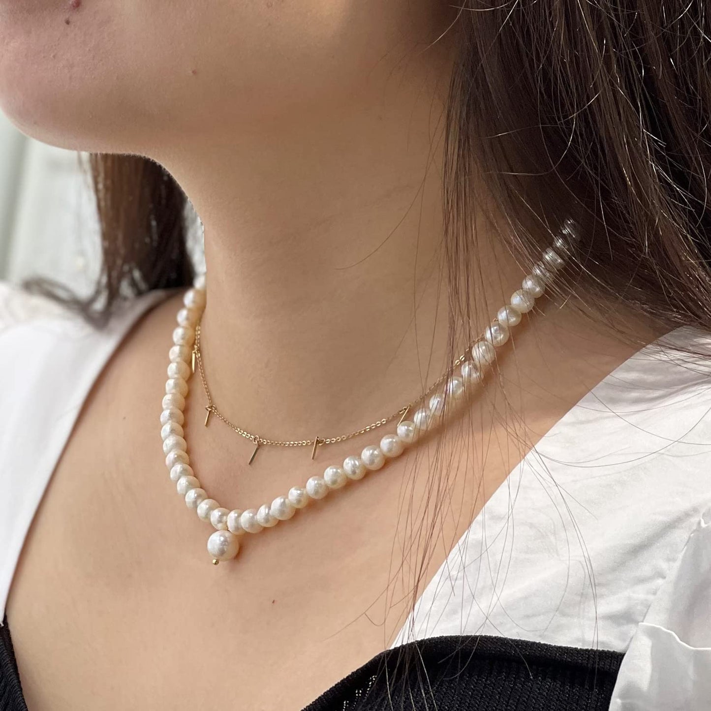 Round White Pearl Necklace for Women Men Dainty Choker Necklace with Charms Brides Jewelry 18 Inches