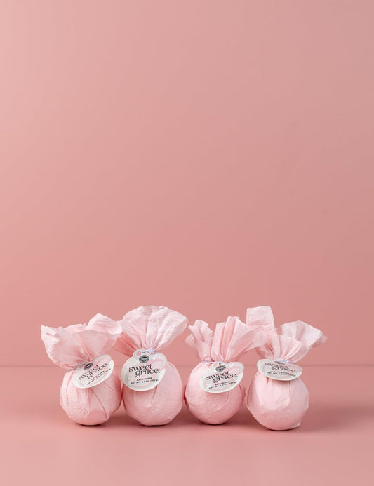 Bridgewater Candle |Luxury| Foaming Fizzing Pink Scented| Bath Bomb 4 Pack|Sweet Grace