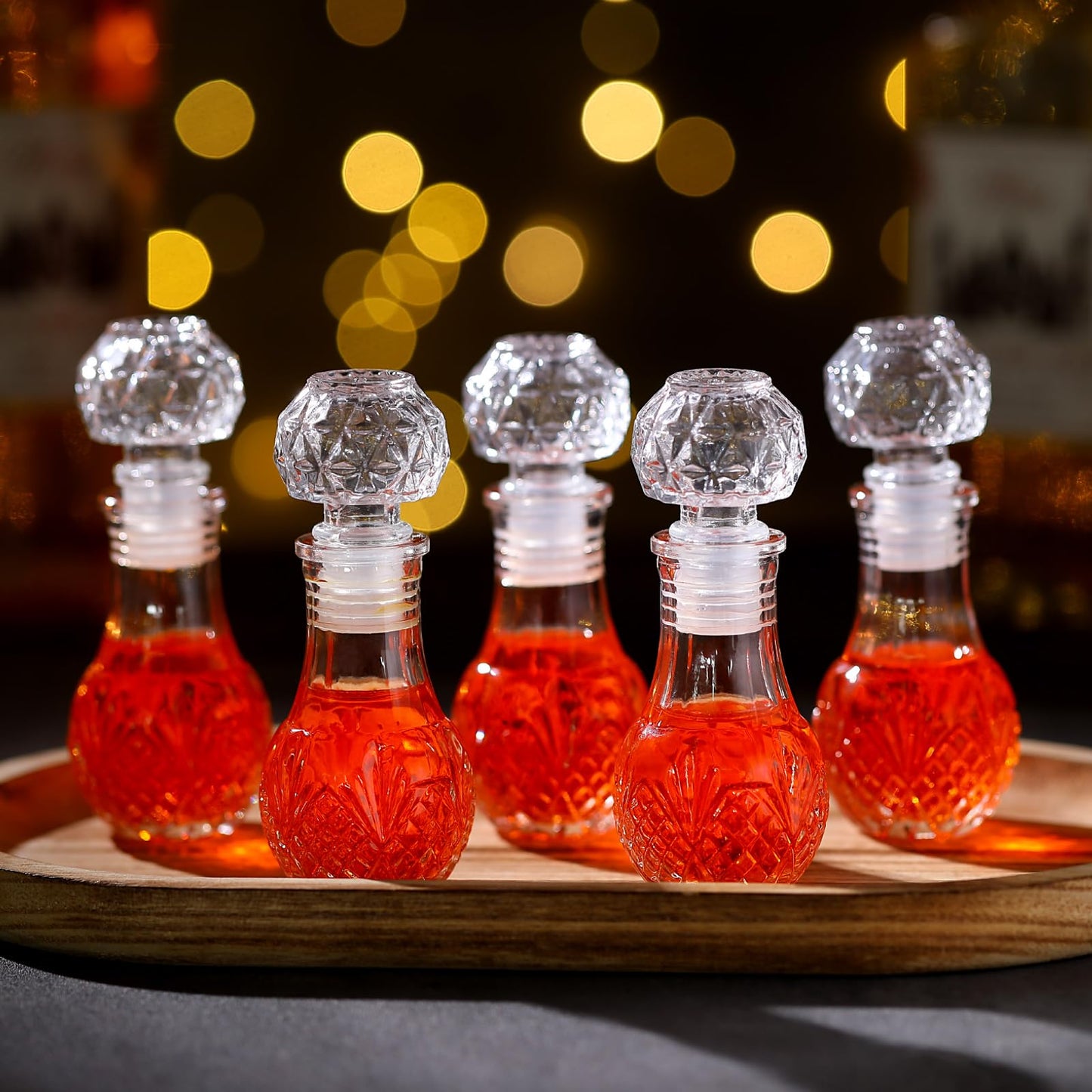 Chuangdi 24 Pcs Mini Glass Wine Bottles 1.7oz Glass Tequila Bottles with Stopper Decorative Tequila Bottle for Whiskey Vanilla Extract Champagne Wedding Baby Shower Party Favors(Round Style)