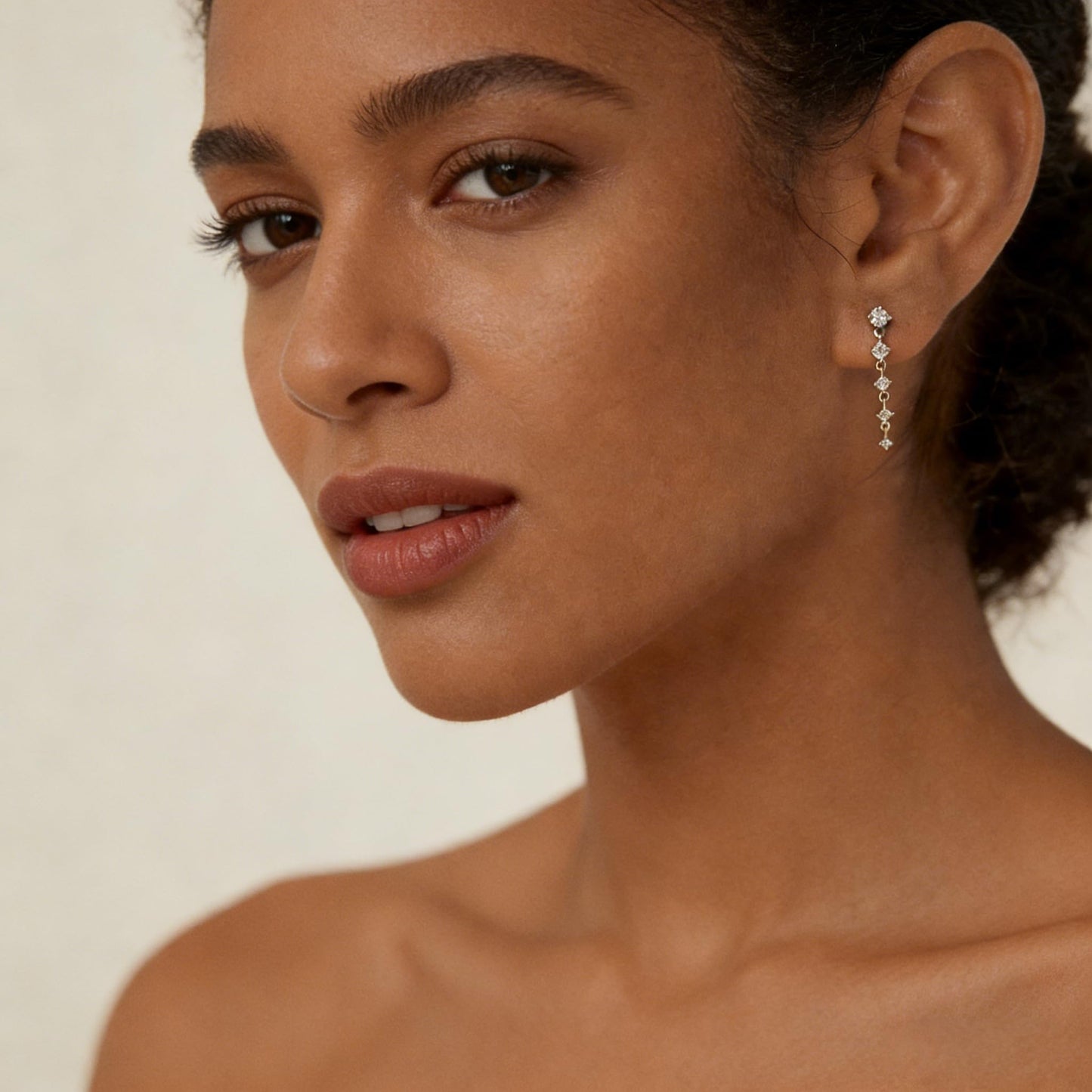 Solistra Gold Dangle Earrings for Women Trendy Diamond Drop Earring Hypoallergenic Earrings for Women Wedding Jewelry Valentines Day Gifts for Her