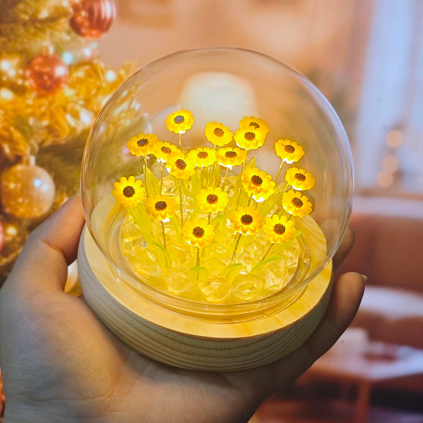 Sewinde Unique Sunflower Mothers Day Gifts for Mom, Sunflowers Night Light Small Glass Flower Lamp with Wooden Base for Home Decor,Cute Birthday Gift for Woman Girlfriend Sister Grandma Wife Her