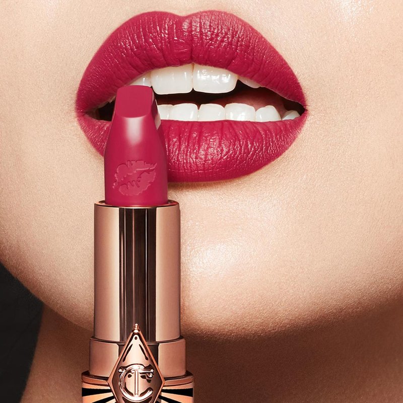 Charlotte Tilbury Hot Lips 2.0 Lipstick - Hydrating, Long Lasting Lipstick with Orchid & Antioxidant Extracts - Buildable Satin Finish for Fuller-Looking Lips