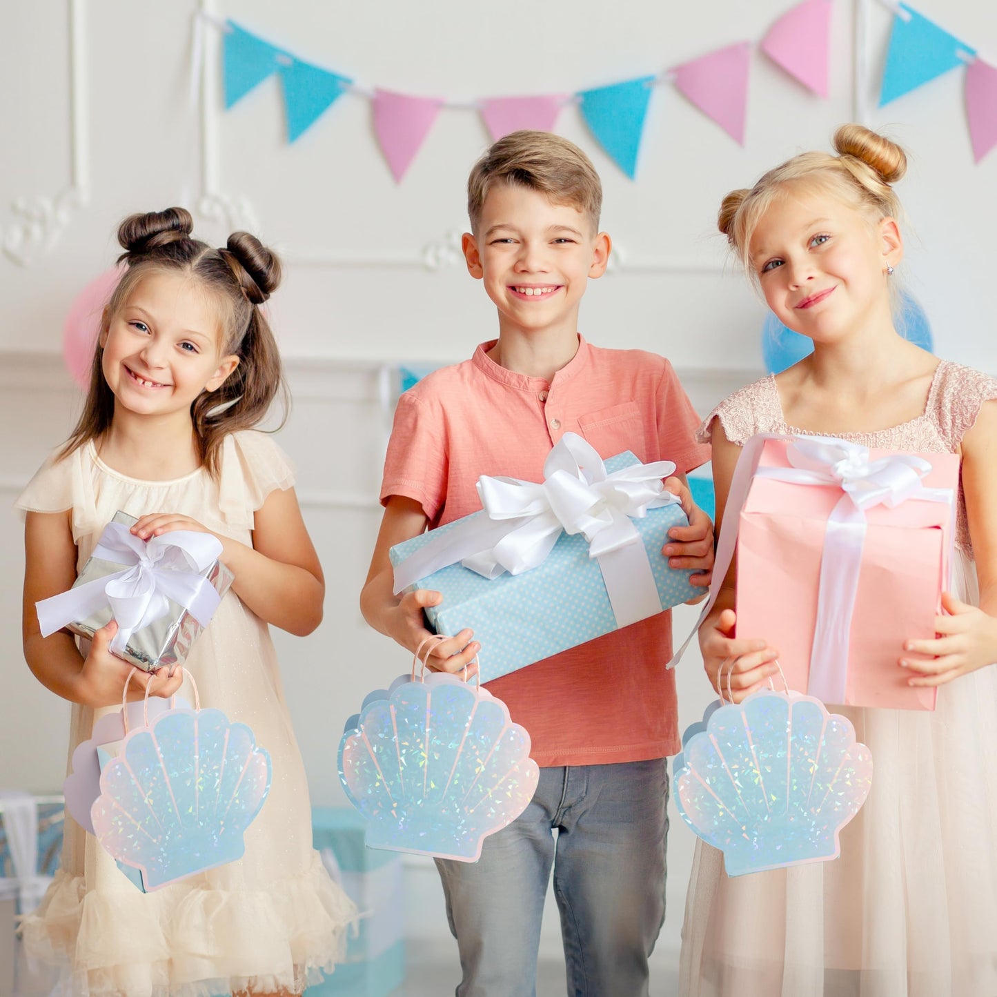 Cheerland Mermaid Party Decorations Mermaid Party Favor Bags Seashell Goodie Bags for Under the Sea Birthday Decorations Shell Aquatic Nautical Theme Summer Ocean Beach Picnic Treat Gift Supply 8 Pcs