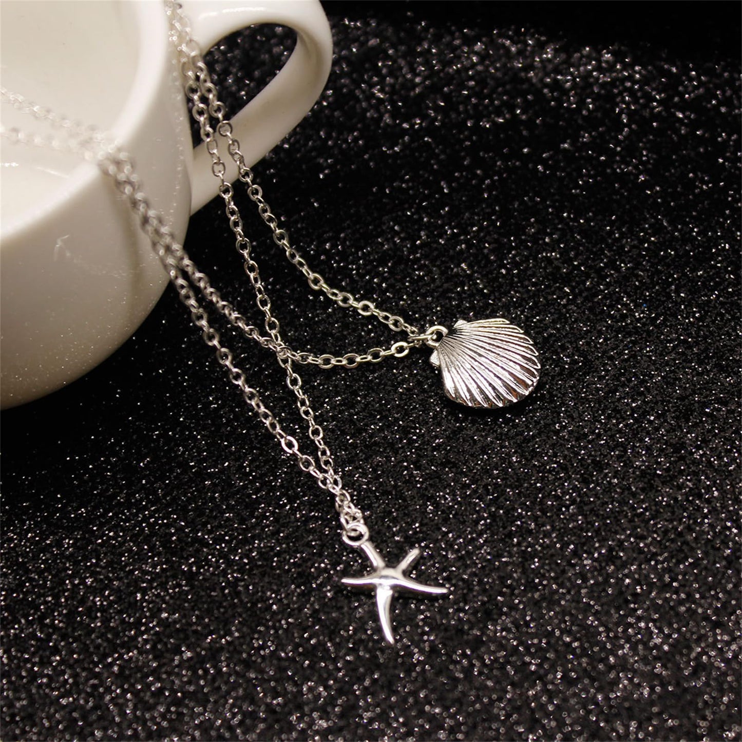 Boho Starfish Seashell Layered Necklace Gold Silver Plated Dainty Charm Double Layer Sea Shell Lucky Stars Ocean Animal Chain Necklace for Women Hawaiian Summer Beach Vacation Jewelry Gifts (Silver)